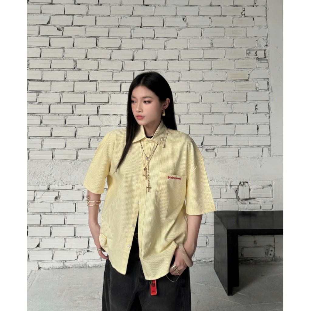 Áo Sơ Mi Nam Oxford GODMOTHER Kẻ Sọc Tay Ngắn Form Boxy Cổ Bẻ Menswear